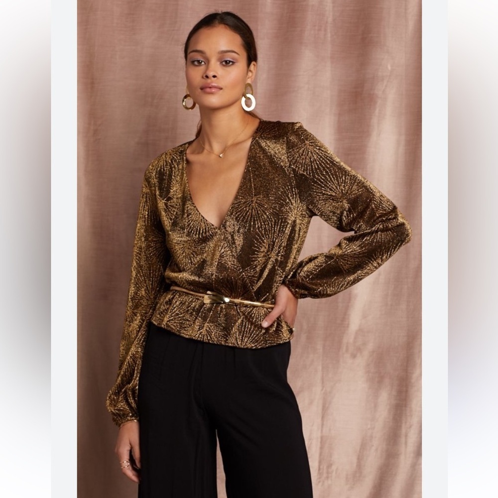 Show Me Your MuMu Richie Top in Gold Size XS